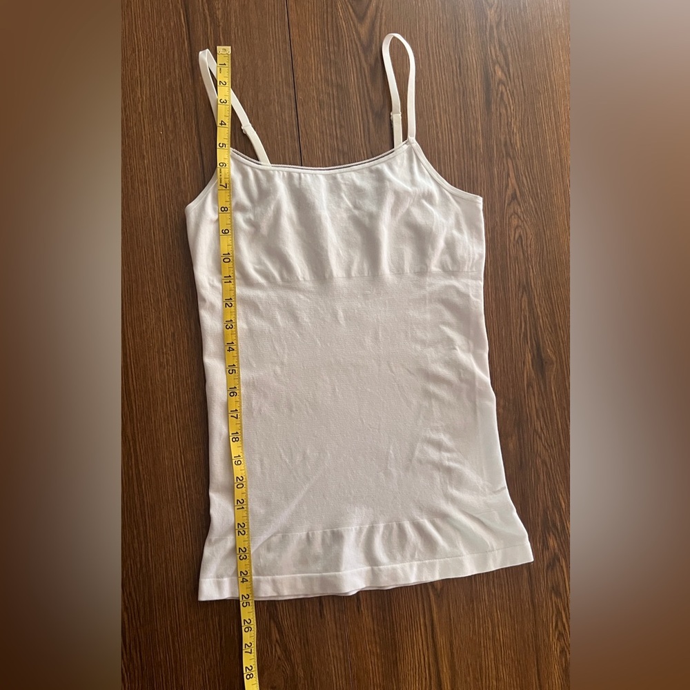 Yummie
Women’s Large
Compression Garment
White
EUC - Picture 2 of 5